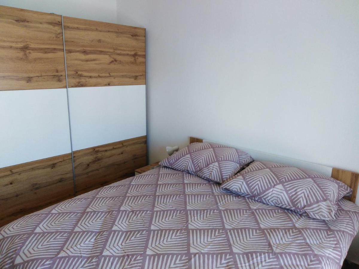 Apartments Nediljko & Mila ザダル エクステリア 写真